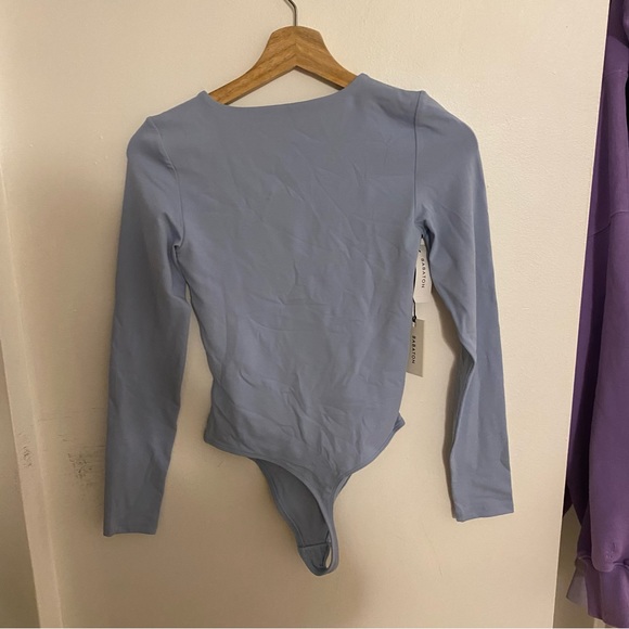 Babaton Contour Crew Longsleeve Bodysuit - Size S - Picture 5 of 6